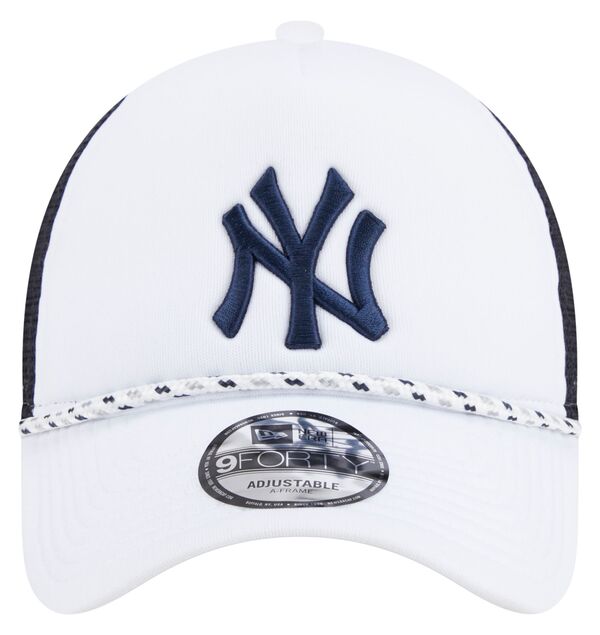 ニューエラ メンズ 帽子 アクセサリー New Era Adult New York Yankees White 9Forty Court Trucker Adjustable Hatの通販は