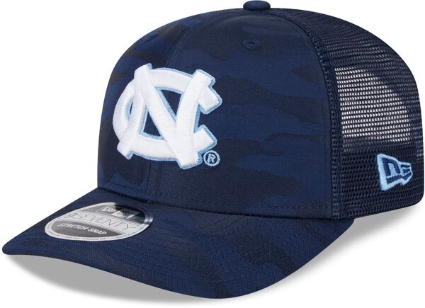 ニューエラ メンズ 帽子 アクセサリー New Era Men's North Carolina Tar Heels Tonal Camo 970  Adjustable Trucker Hat