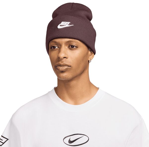 ナイキ レディース 帽子 アクセサリー Nike Peak Futura Beanie Burgundy Crush/Whiteの通販は
