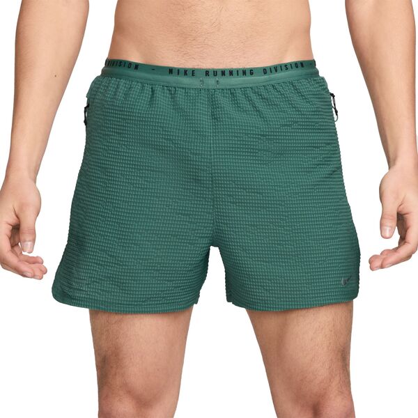 ナイキ メンズ ハーフパンツ・ショーツ 水着 Nike Men's Dri-FIT ADV Running Division 4" Brief Lined Shorts Bicoastalの通販は