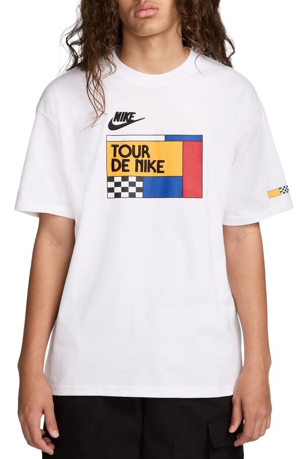 ナイキ メンズ Tシャツ トップス Nike Men's Sportswear Tour De Nike Graphic T-Shirt Whiteの通販は