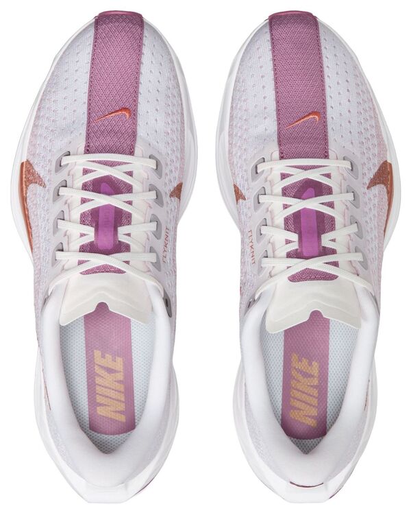 ナイキ レディース スニーカー シューズ Nike Women's Pegasus Plus Running Shoes White/Metallic ミドルカットスニーカー