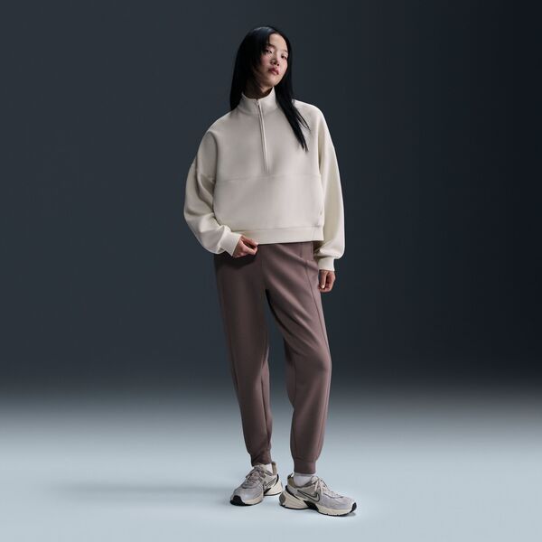 ナイキ レディース パーカー・スウェット アウター Nike Women's 24.7 ImpossiblySoft Oversized 1/2 Zip Sweatshirt Lt Orewood Brn/Ltの通販は