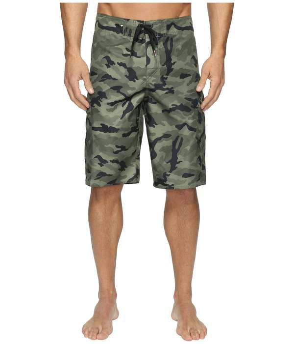 クイックシルバー メンズ ハーフパンツ・ショーツ 水着 Manic Camo 22" Boardshorts Forest Nightの通販は