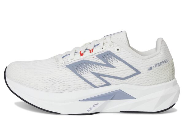 ニューバランス レディース スニーカー シューズ FuelCell Propel v5 Sea Salt/Dusk Sの通販は
