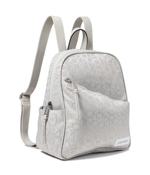 カルバンクライン レディース バックパック・リュックサック バッグ Evie Signature Backpack Doveの通販は