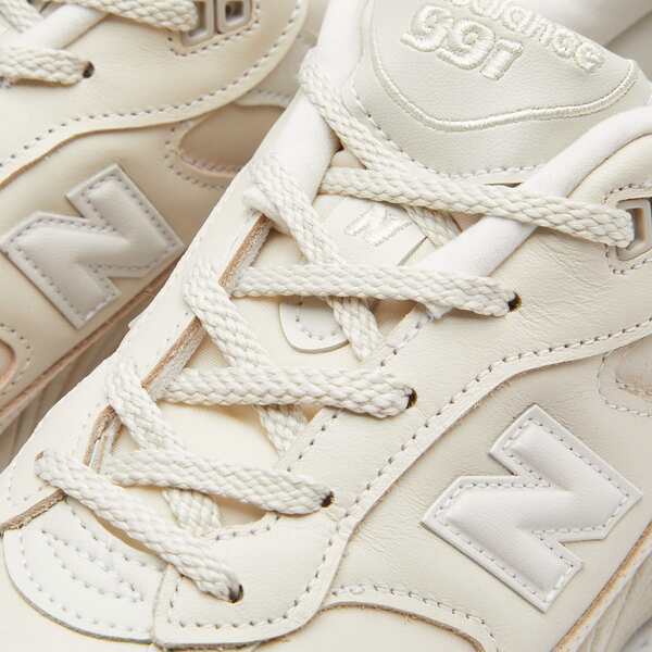 ニューバランス レディース スニーカー シューズ New Balance W991OW