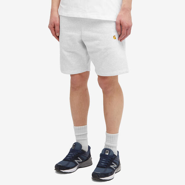 カーハート メンズ ハーフパンツ・ショーツ ボトムス Carhartt WIP Chase Sweat Shorts Ash Heather & Goldの通販は