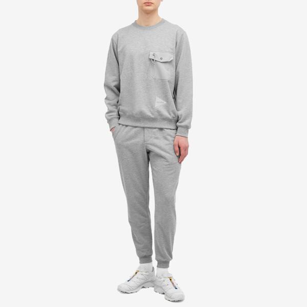 グラミチ メンズ パーカー・スウェット アウター Gramicci x And Wander Pocket Sweatshirt Grey