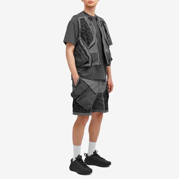 Nike ISPA XXL ダークグレー ショートパンツ 【公式通販】