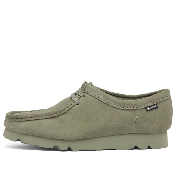 クラークス レディース スニーカー シューズ Clarks Originals Wallabee Gore-Tex Khaki & Green Suede