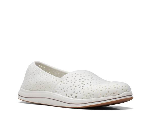 クラークス レディース スリッポン・ローファー シューズ Cloudsteppers Breeze Emily Slip-On White