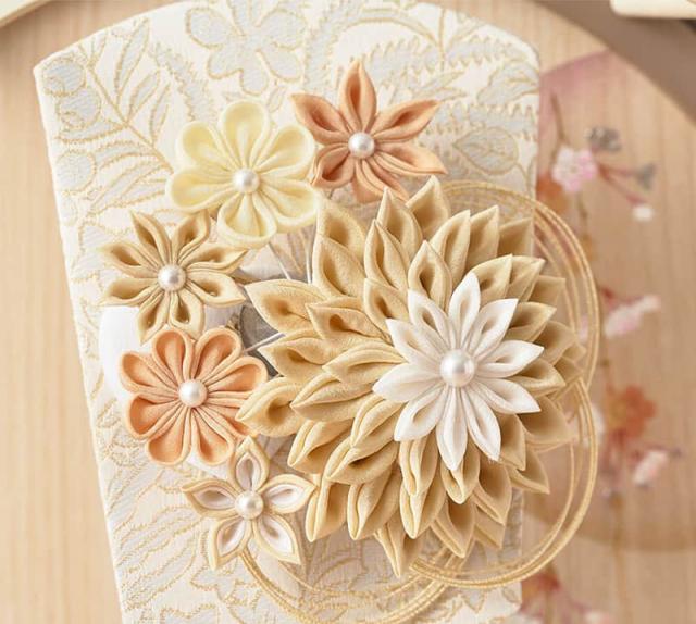 羽子板 久月 ケース飾り 円形舞華 つまみ細工 モカ 7号 円形アクリルケース 【2025年度新作】 h071-k-96490の通販は