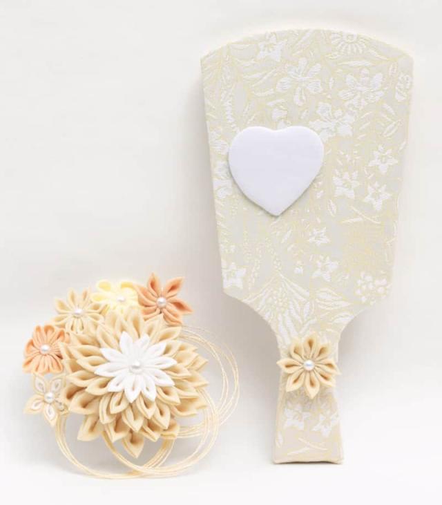 羽子板 久月 ケース飾り 円形舞華 つまみ細工 モカ 7号 円形アクリルケース 【2025年度新作】 h071-k-96490の通販は