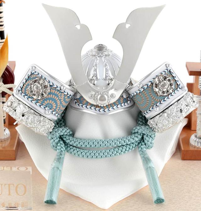 五月飾り 兜 天冠 五月飾り 兜 天冠 五月人形＜兜飾り＞月風兜 | 人形