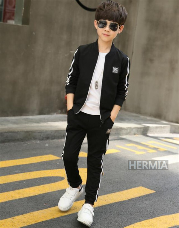 送料無料子供ジャージ キッズセットアップ 男の子 トレーニングウェア 長袖 子供服 キッズ スポーツウェア ジュニア トレーニングウェア の通販はau Pay マーケット Hermia