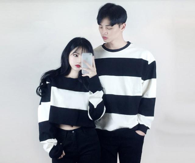 6colors ペアルックパーカー カップル ペアルック スウェット スポーツウェア お揃い 可愛い 韓国風 男女兼用 ファッション ストライプの通販はau Pay マーケット Fashion Trade