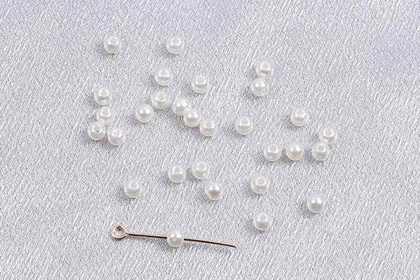 パールビーズ ABS樹脂パールビーズ 丸玉 4mm ホワイト（100ヶ）の通販はau PAY マーケット - Beads  Parts