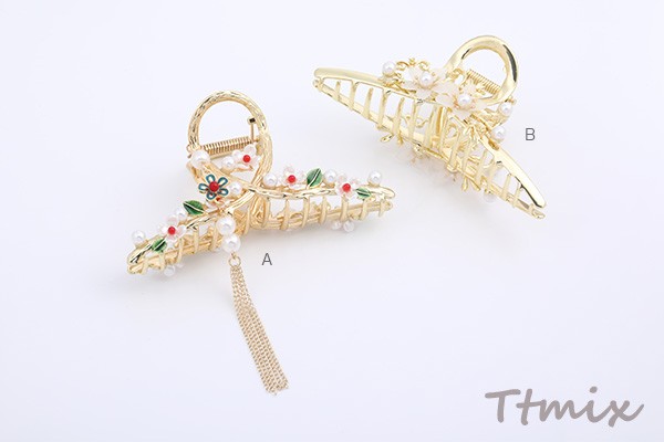 高い素材】 バンスクリップ メタルヘアクリップ フラワー付き パール付き タッセル付き ゴールド