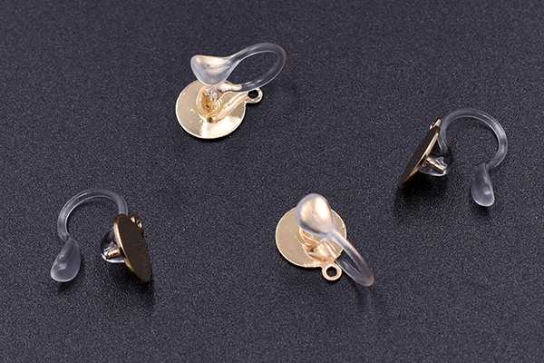 樹脂ノンホールピアス 丸皿 8mm カン付き クリア/ゴールド【4ヶ】の通販はau PAY マーケット - Beads  Parts