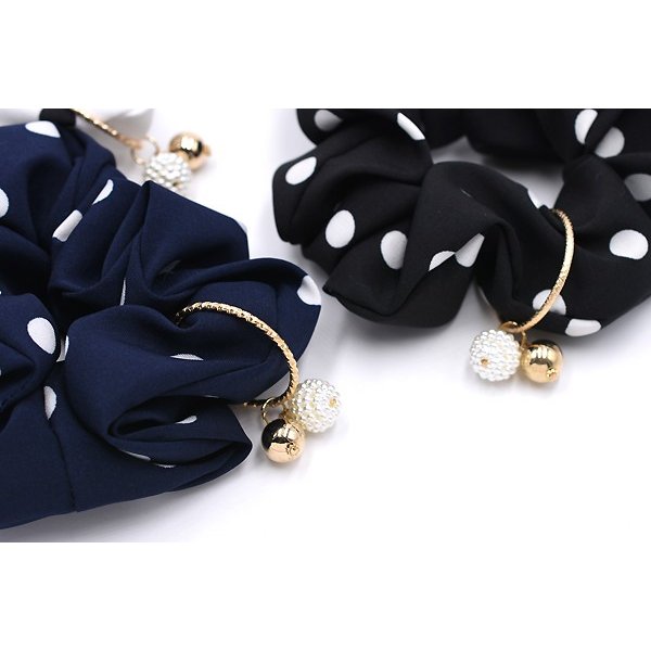 シュシュ チャーム付き ヘアアクセサリー 全3色【1ヶ】の通販はau PAY