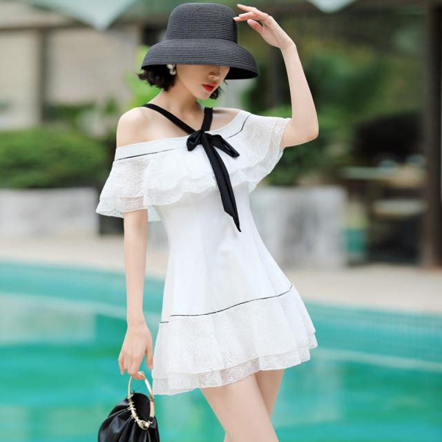 ワンピース水着 ホワイト ブラック 分割 水着 体型カバー 温泉 ビーチ 外観 デート おしゃれ きれいめの通販はau Pay マーケット Hanano