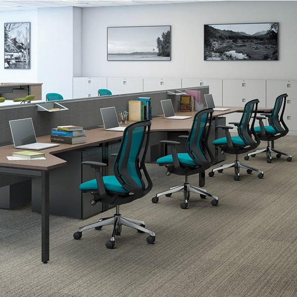 『代引不可』オカムラ チェア Sylphy(シルフィー) 固定肘 背クッション ロー ブラックボディ アルミ脚『送料無料（一部地域除く）』 代引不可』『代引不可』オカムラ チェア Sylphy(シルフィー) 可動肘 背