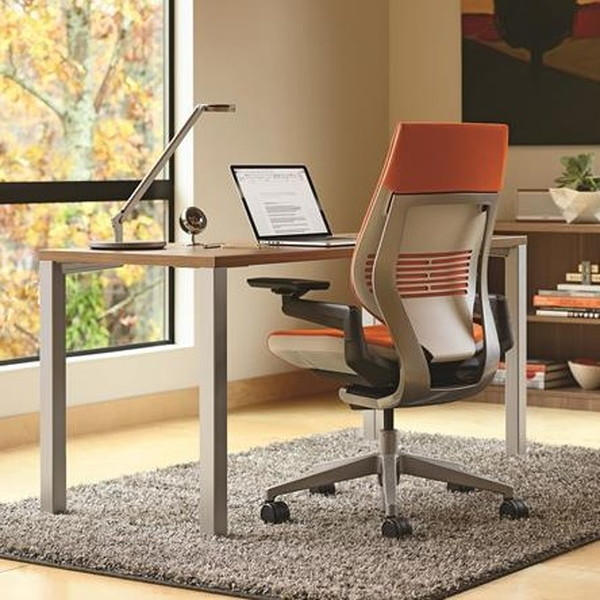 Steelcase Gesture ジェスチャー チェア ラップバック ブラック×ブラック 可動肘(360アーム) ロイヤルブルー K442A40BB『送料無料（一部地域除く）』の通販は