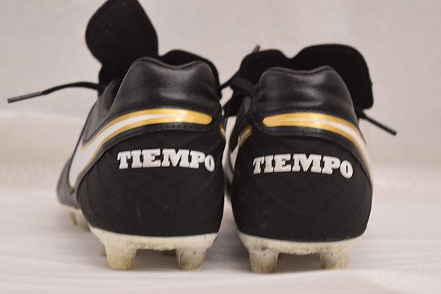 中古品 Nike ナイキ ティエンポ ミスティック Tiempo V Hg E 010 サイズ25 5cmの通販はau Pay マーケット カウカウキング Au Pay マーケット店
