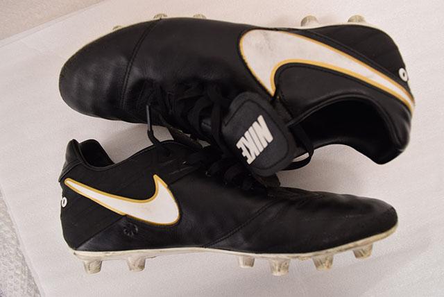 中古品 Nike ナイキ ティエンポ ミスティック Tiempo V Hg E 010 サイズ25 5cmの通販はau Pay マーケット カウカウキング Au Pay マーケット店