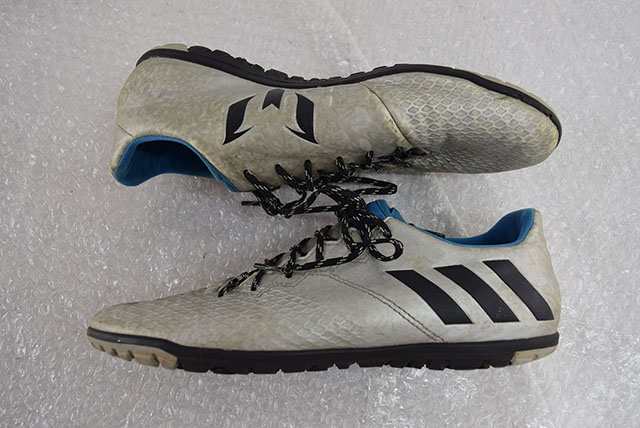 中古品 Adidas アディダス メッシ 16 3 Tf Kdr57 S サイズ25 5cm トレーニングシューズ サッカーフットサルの通販はau Pay マーケット カウカウキング Au Pay マーケット店