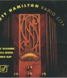 ラジオ・シティ(中古品)の通販は 5,012円