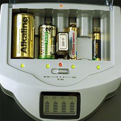 【中古品】電池 充電器 【AZREX マルチ・チャージャー】【オリジナルおまけ付き】【S(中古品)