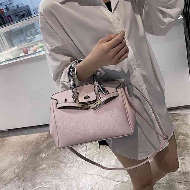 バッグ レディース 軽量 大容量 通勤バッグ バック かばん 大きめ 旅行 ショルダーバッグ 肩掛け 斜め掛け 軽い 仕事バッグ 仕事鞄 大人の通販はau Pay マーケット Tresor