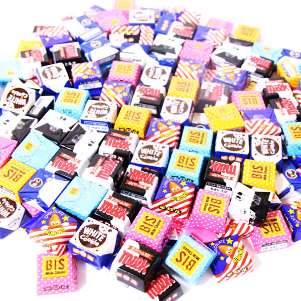 地域限定送料無料) お菓子 詰め合わせ 【200コ】チロルチョコ