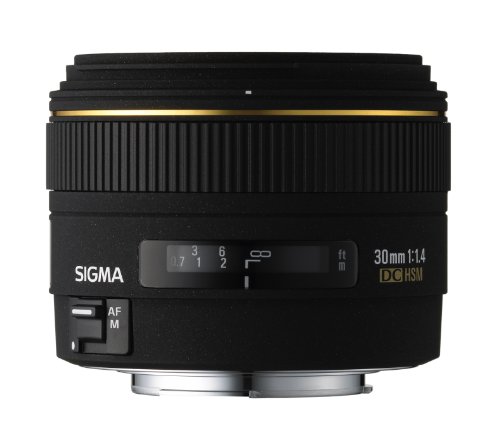 「ほぼ新品」シグマ 30mm F1.4 EX DC デジタル専用 ペンタックス用(中古品)