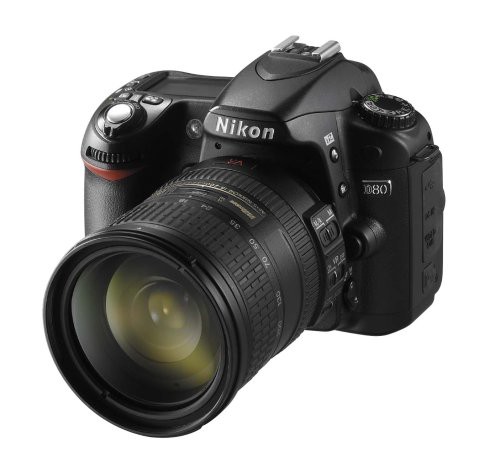 Nikon デジタル一眼レフカメラ D80 AF-S DX 18-200G レンズキット D80LK18-(中古品)