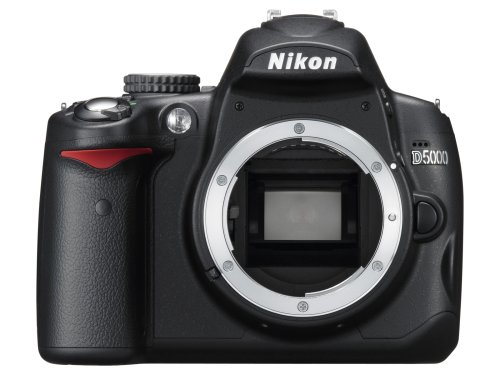 「未使用品」Nikon デジタル一眼レフカメラ D5000 ボディ D5000(中古品)