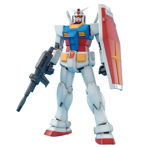 「ほぼ新品」MG 1/100 RX-78-2 ガンダム Ver.2.0 (限定クリアパーツ付き) (機動戦士ガン(中古品)