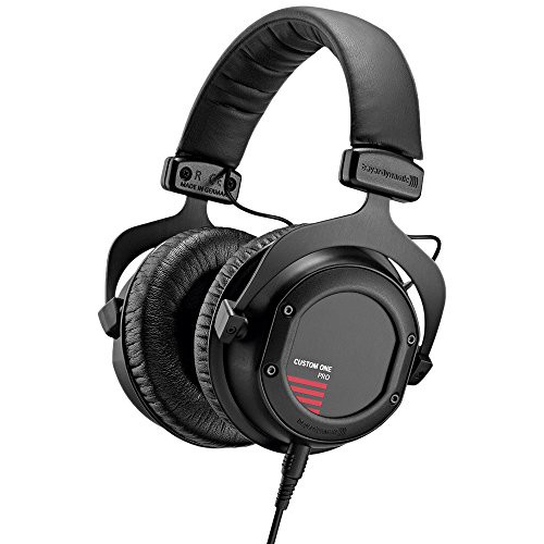 Beyerdynamic Custom One Pro ヘッドホン Black 並行輸入品 (中古品)