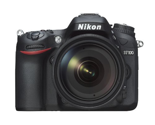 Nikon デジタル一眼レフカメラ D7100 18-200VRIIレンズキット AF-S DX NIKK(中古品)