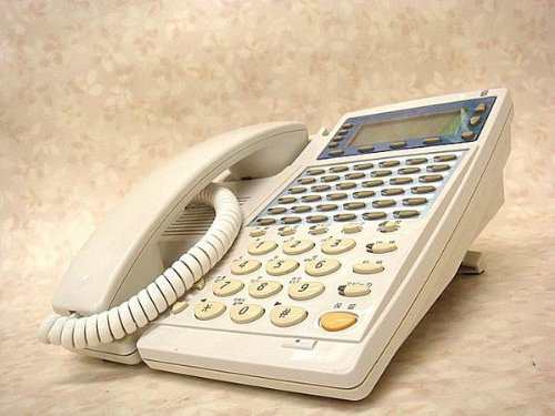 GX-(36)IPTEL-(1)(W) NTT αGX 36ボタンIP多機能電話機 ビジネスフォン [ (中古品)の通販は