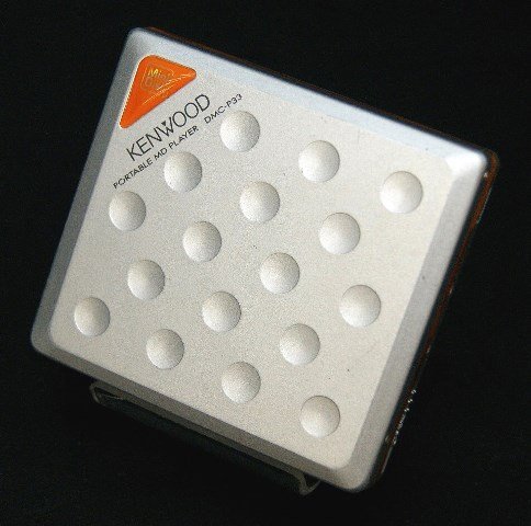KENWOOD　ケンウッド　DMC-P33-S（シルバー）　ポータブルMDプレーヤー　MD(中古品)の通販は