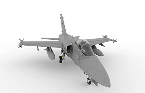 「ほぼ新品」キネティック 1/48 AMX 攻撃機 プラモデル(中古品)