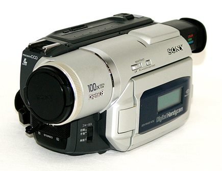 SONY DCR-TRV620K デジタルビデオカメラレコーダー ハンディカム Amazon | SONY ソニー DCR-TRV620K デジタルビデオカメラ