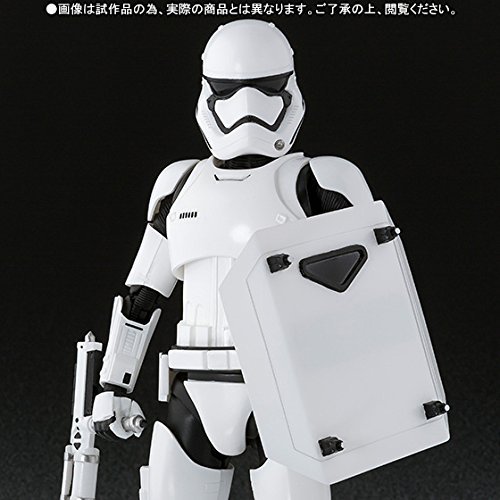 S.H.フィギュアーツ ファースト・オーダー ストームトルーパー(シールド＆ (中古品) 8,569円