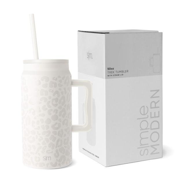 お取り寄せ シンプルモダン 断熱ステンレススチール トレックタンブラー ストローリッド付き 約1479mL クリームレオパード Simple Modern 50 fl oz Stainless Steel Trek Tumbler with Straw Lid | Cream Leopard