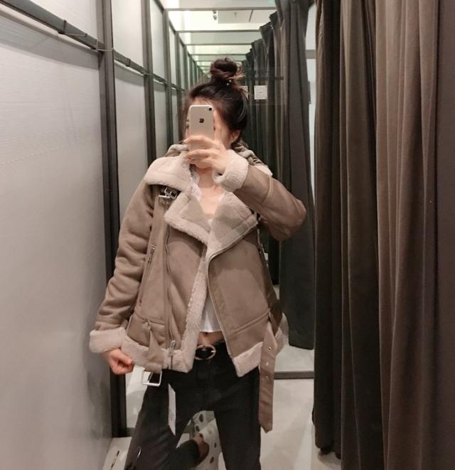 アウター 冬レディース ジャケット ムートンジャケット ウールコート ミディアム丈 ベージュ ブラック もこもこ レディースアウター 秋 の通販はau Pay マーケット Magnifique