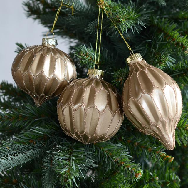 マット ガラスオーナメント ３タイプ P 331 Goodwill ベルギー ガラス雑貨 輸入雑貨 装飾 デコレーション クリスマス Xmas Christの通販はau Pay マーケット Queen Ann クイーンアン