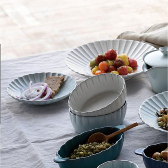 花 Hana 花ボウル ３色 和食器 おしゃれ シンプル マット 日本製 瀬戸焼 食洗機可 電子レンジ可 花型 ボウル サラダ スープボーの通販はau Pay マーケット Queen Ann クイーンアン